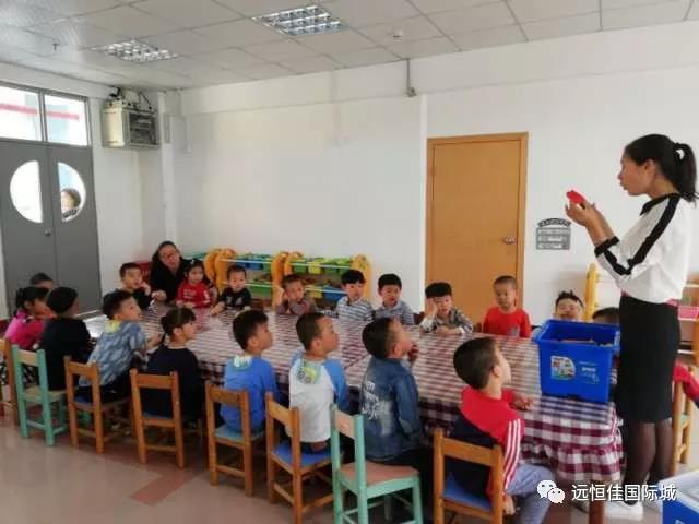 遠恒佳國際教育城專業(yè)師資入駐各幼兒園——樂高、沙畫興趣班正式開課啦！
